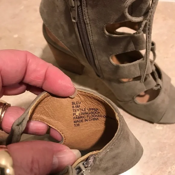 Steve Madden Laced up Gladiator Heels - Picture 6 of 8